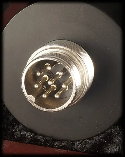 Peluso Tube Mic Conector