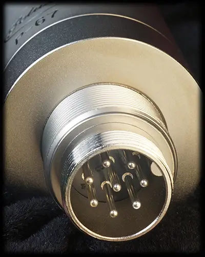 Peluso Tube Mic Conector