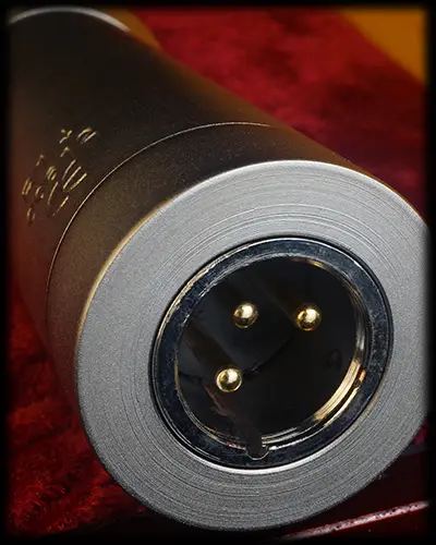 R 14 Conector